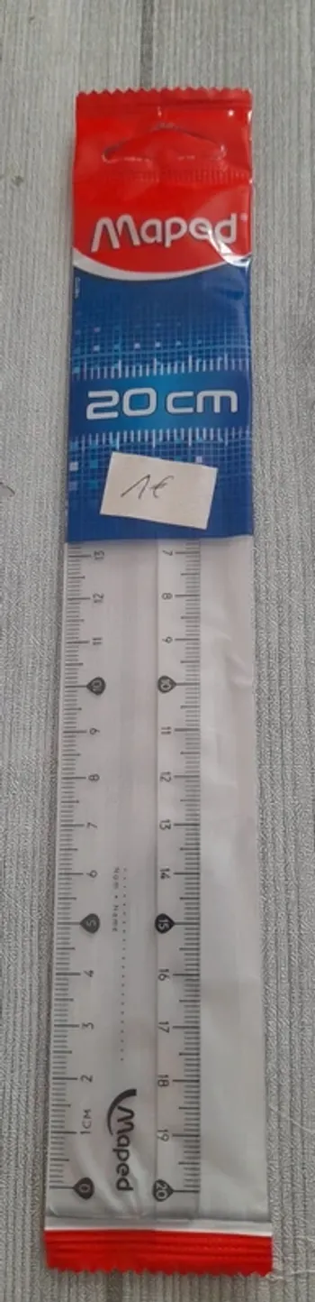 Règle 20 cm