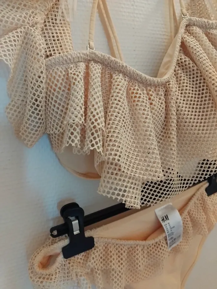 Maillots de bains deux pièces H&M haut 44 et bas 40 - photo numéro 12