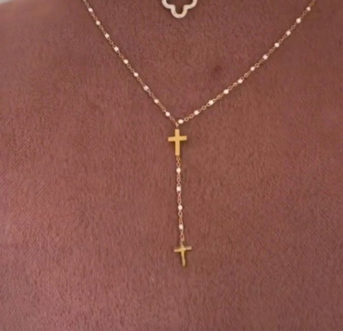 Collier sautoir en Y