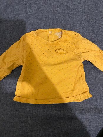 Tee shirt à manches longues taille 3 mois