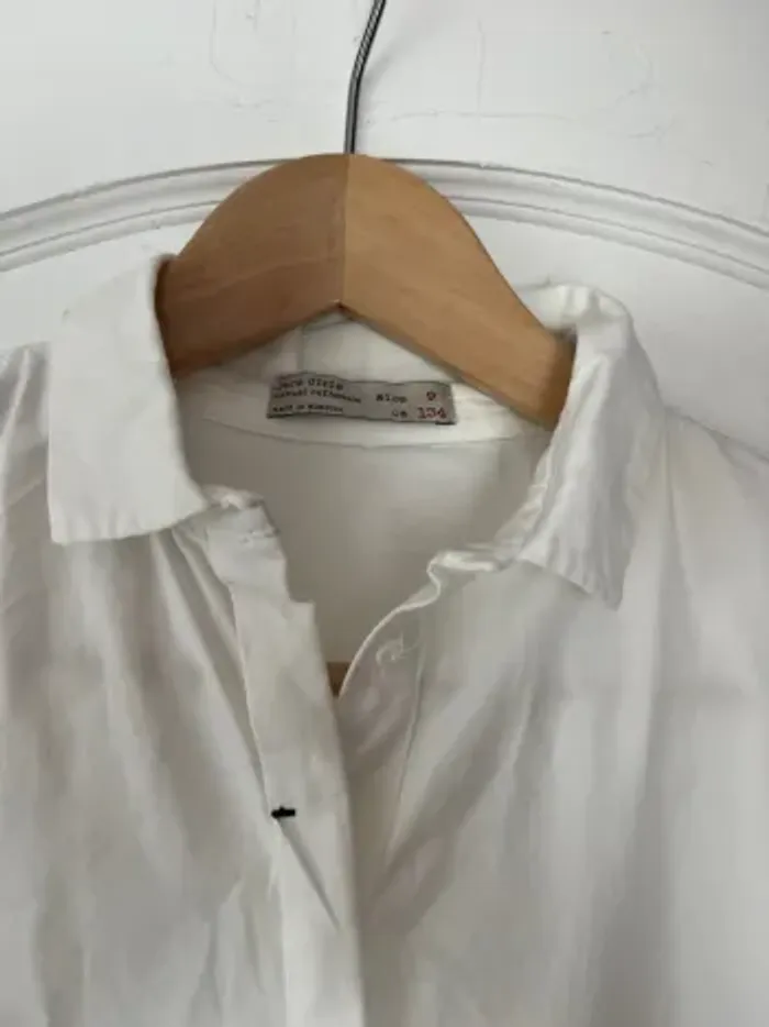 Chemise blanche fille – Zara Girls – 9 ans – Broderie noire - photo numéro 2