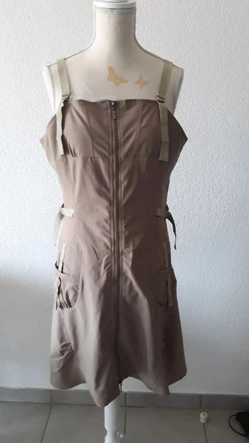 Robe marron taille 42 très bon état