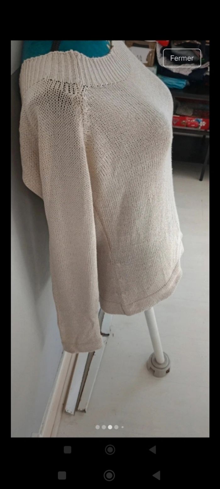 Pull taille M en très bon état marque Camaïeu - photo numéro 3