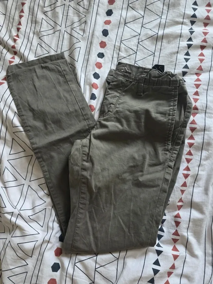 Chino teddy smith