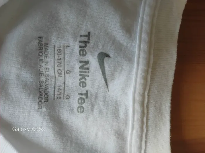 Tee-shirt Nike - photo numéro 4