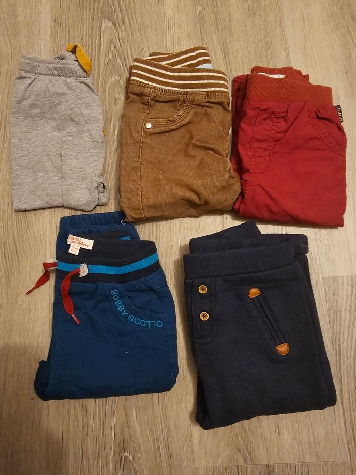 Lot pantalons - photo numéro 1