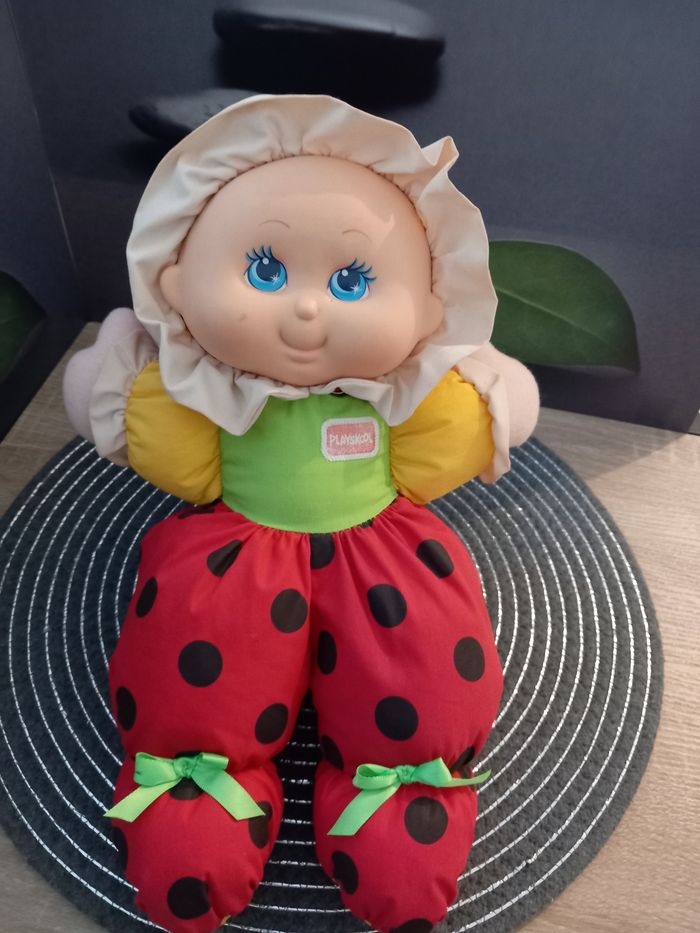 Poupée vintage playskool rouge a pois 31cm - photo numéro 3