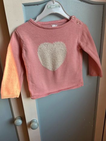 Pull rose cœur blanc, 9 mois