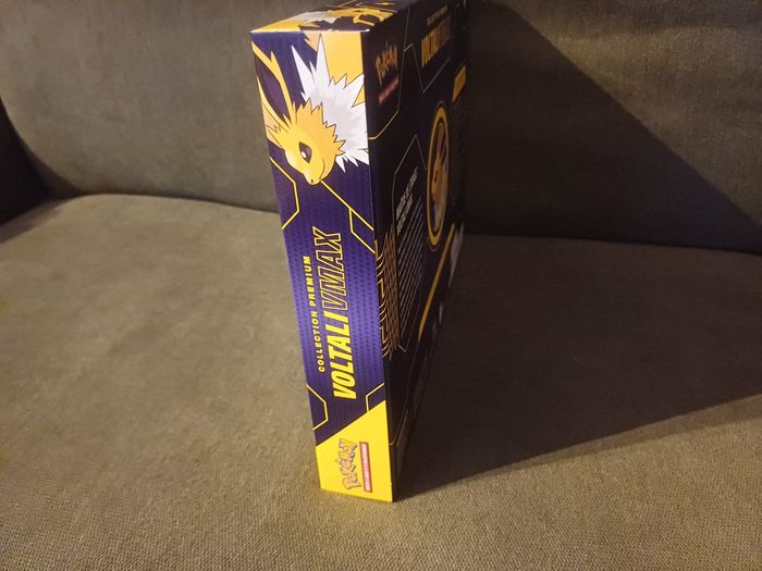 Coffret Premium VMAX - EB 08 - Voltali - photo numéro 3