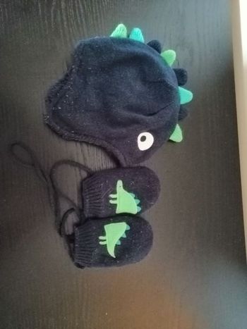 Bonnet dinausore