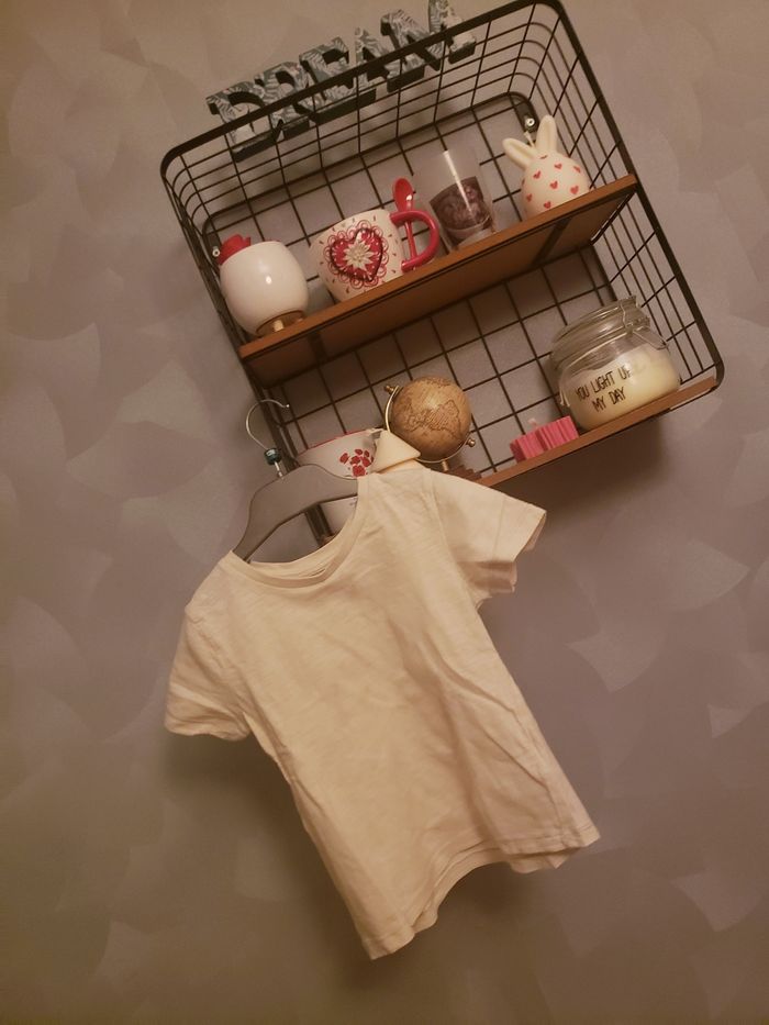 Teeshirt 🎀 Primark 18-24 mois 2€