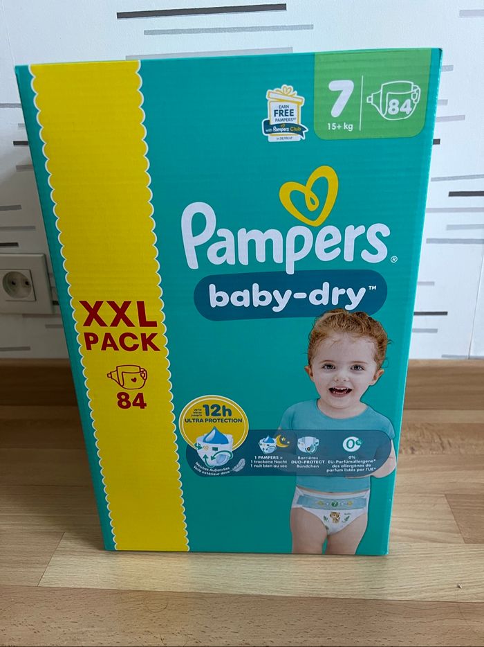 Couche Pampers Baby-dry taille 7 15+ kg 84 couches
