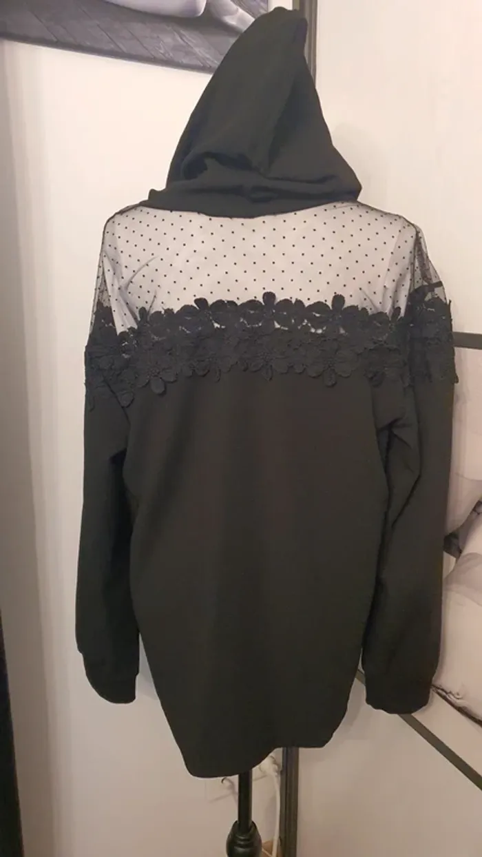 Blouse à capuche - photo numéro 3