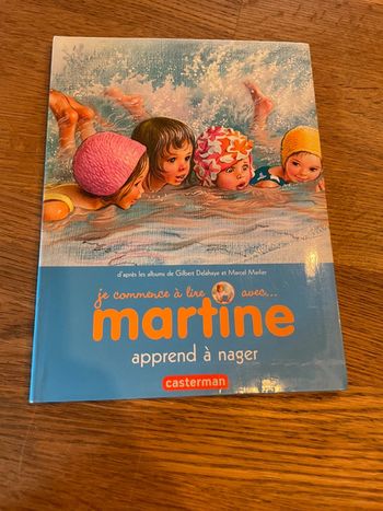 Livre Je commence à lire avec Martine apprend à nager