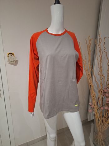 Sweat shirt décathlon. Taille qs/m