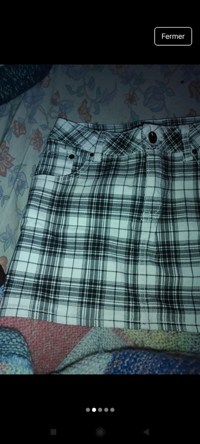 Très belle jupe fille e2 - photo numéro 2