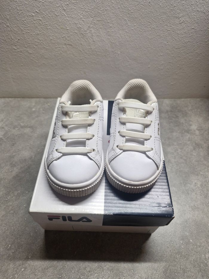 Chaussures Fila blanches - photo numéro 3