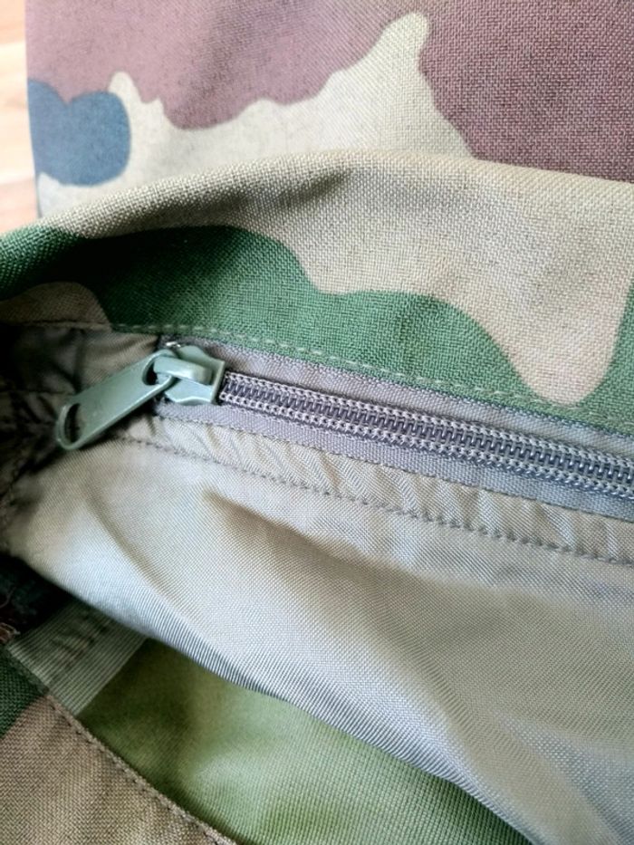 surpantalon de pluie treillis neuf
80L - photo numéro 7