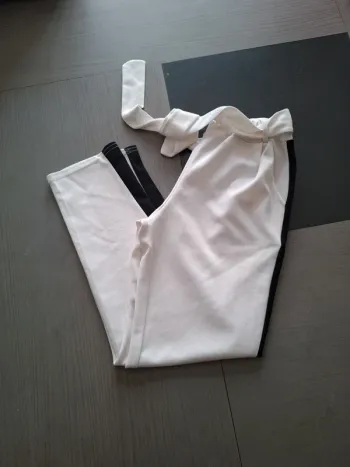 Pantalon blanc taille 36