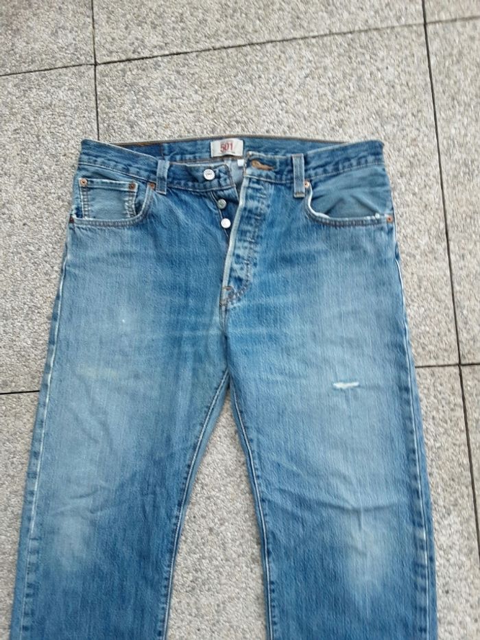Pantalon jean vintage marque Levi s strauss taille w 34 l 30 fermeture bouton - photo numéro 4