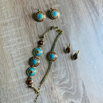 Ensemble boucles d’oreilles et bracelet 🌸