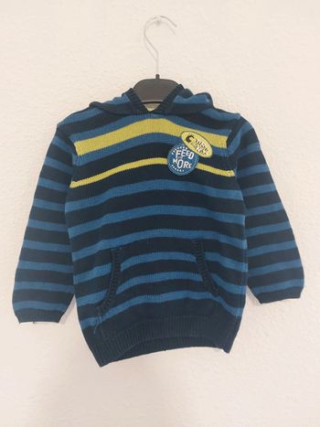 Pull à capuche