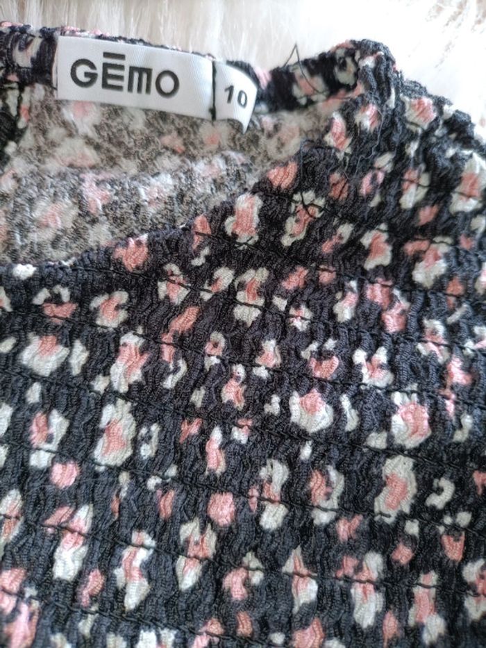 Robe neuve 10 ans - photo numéro 3