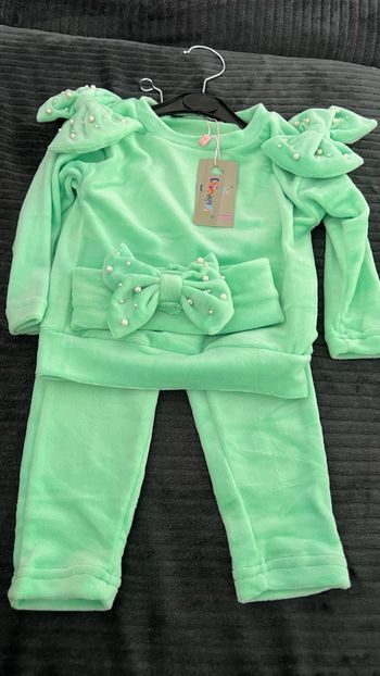 ensemble polydou vert bébé 3mois neuf