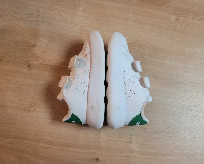 Baskets Adidas Advantage taille 26 - photo numéro 5