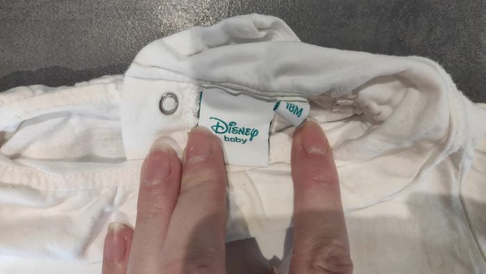 T-shirt manches longues bébé fille 18 mois Disney Minnie - photo numéro 2