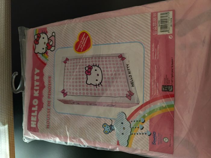 housses de penderie Hello Kitty - photo numéro 2