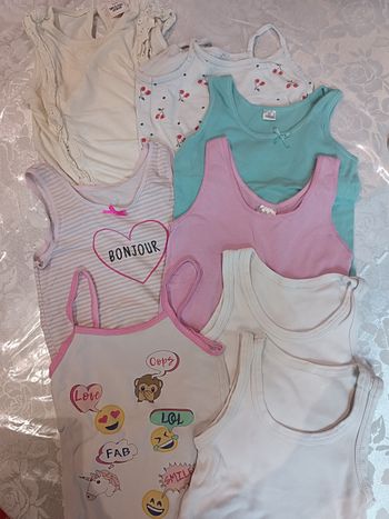Lot de 8 maillots fille