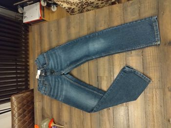 Jean Levi’s 511 bleu enfant garçon W25 L25 – Très bon état