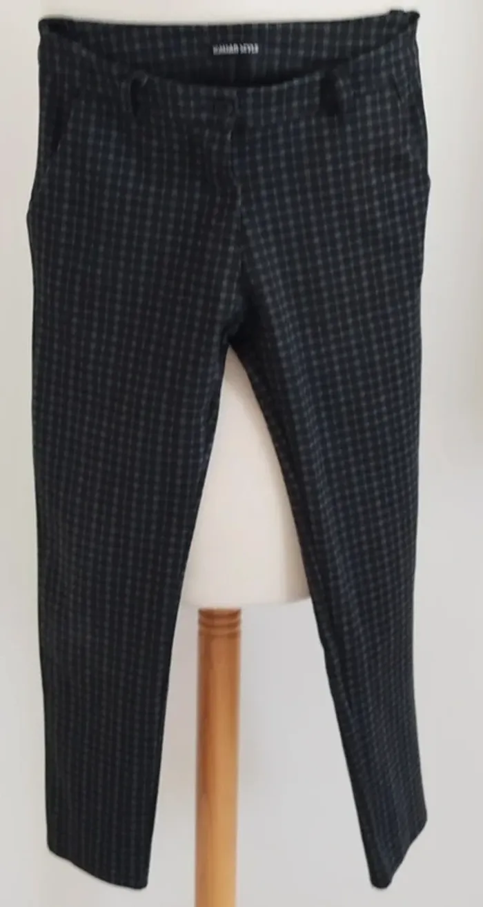 Pantalon noir à carreaux gris Italian Style taille 40 - photo numéro 2