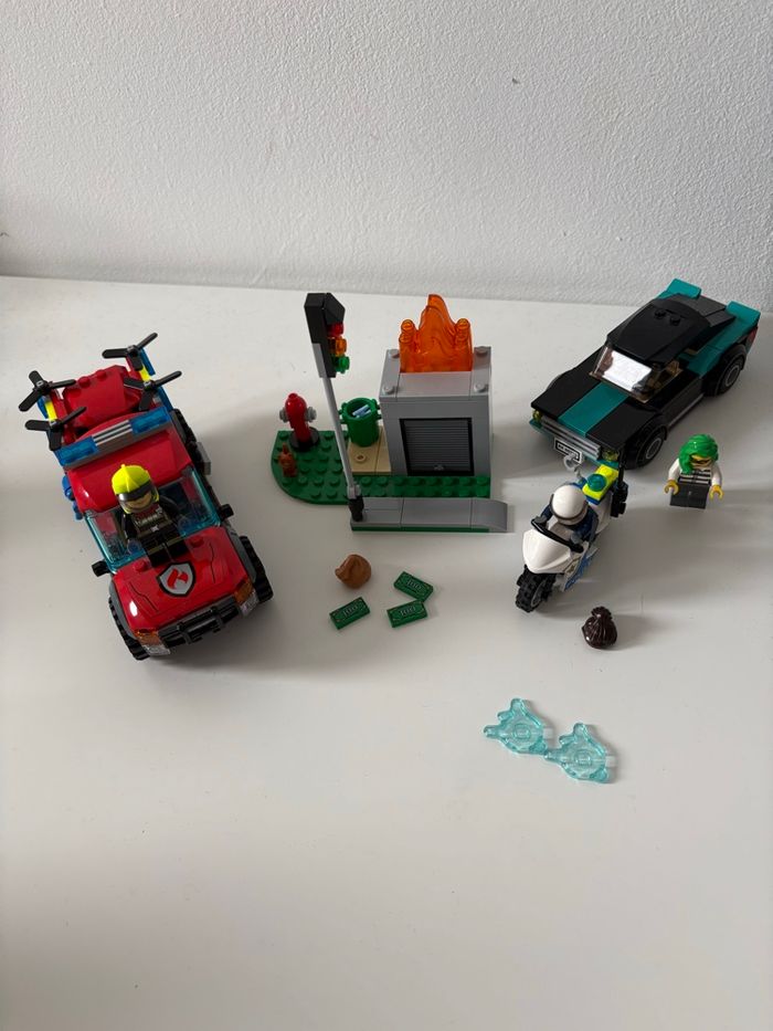 Lego sauvetage et course poursuite - photo numéro 2