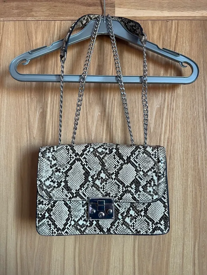 Sac bandoulière Stradivarius 🐍
