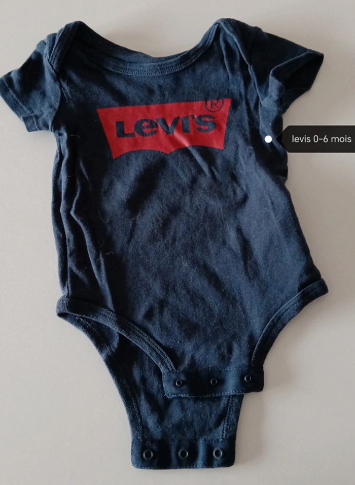 Bodies levis