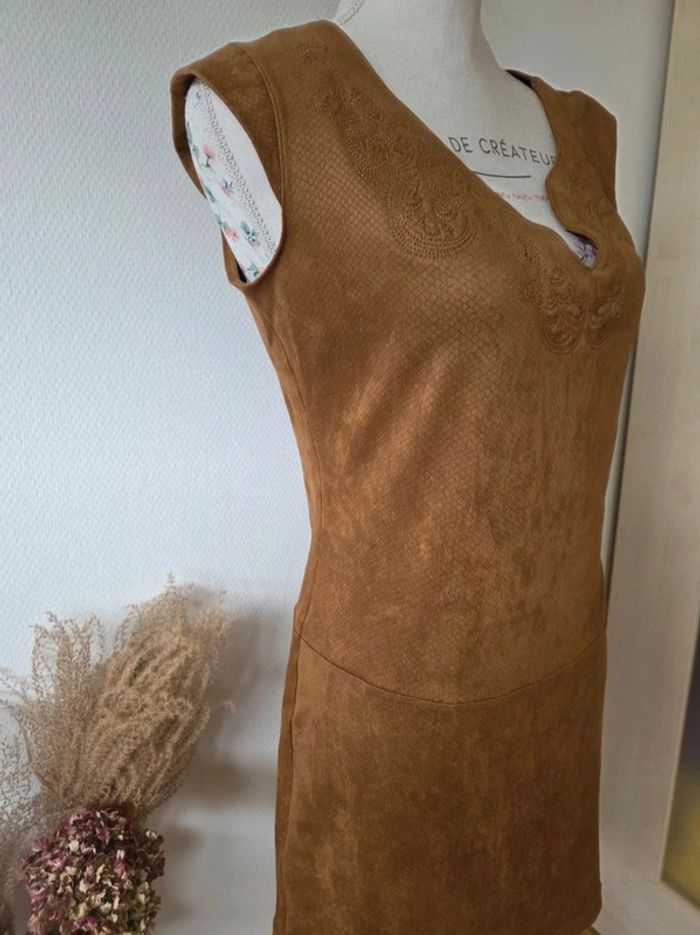 Très jolie robe daim taille 2 Lenny B. - photo numéro 4