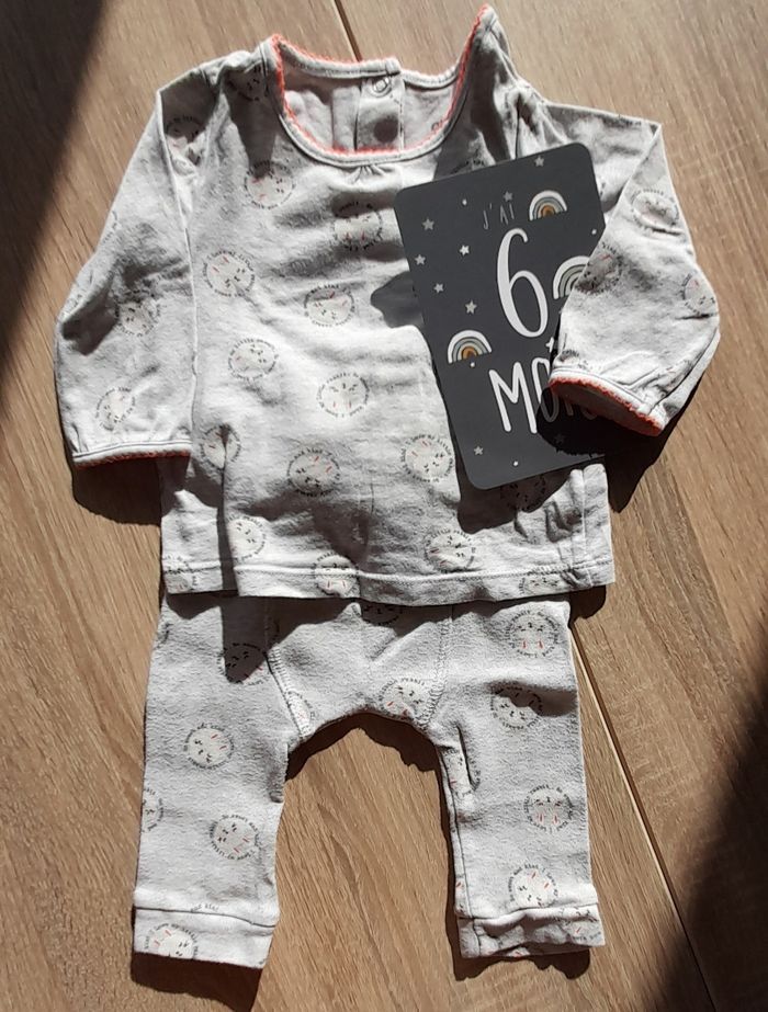 Pyjama 2 pièces - photo numéro 1