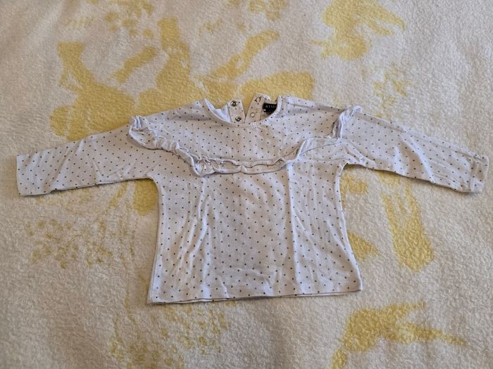 Lot t-shirts fille 12mois - photo numéro 7