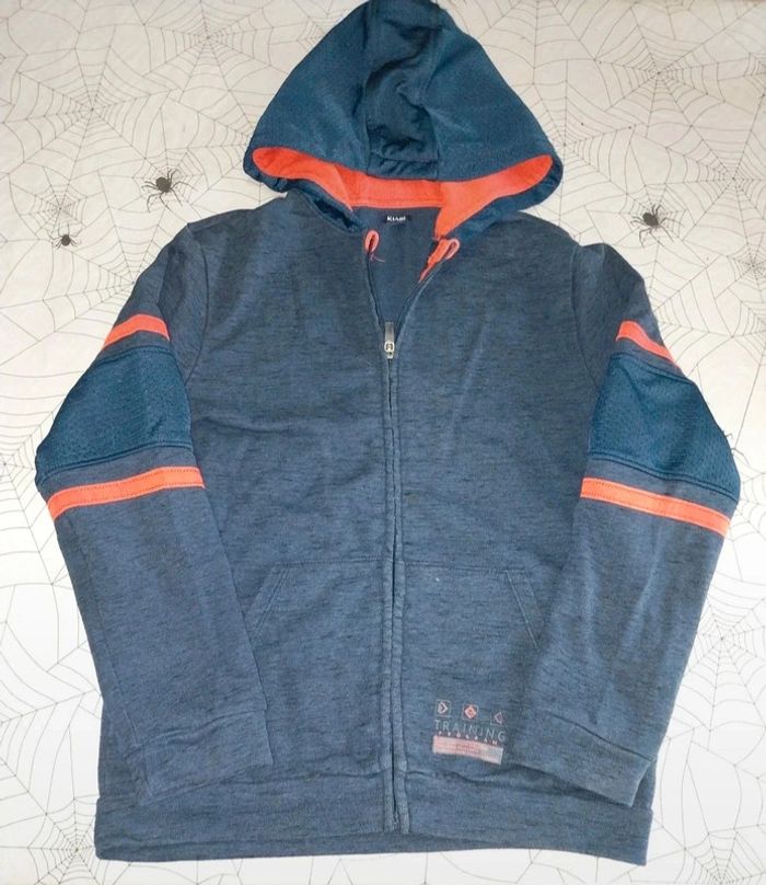 Gilet a capuche - photo numéro 2