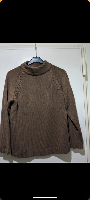Pull vintage à col montant Marron. Taille L