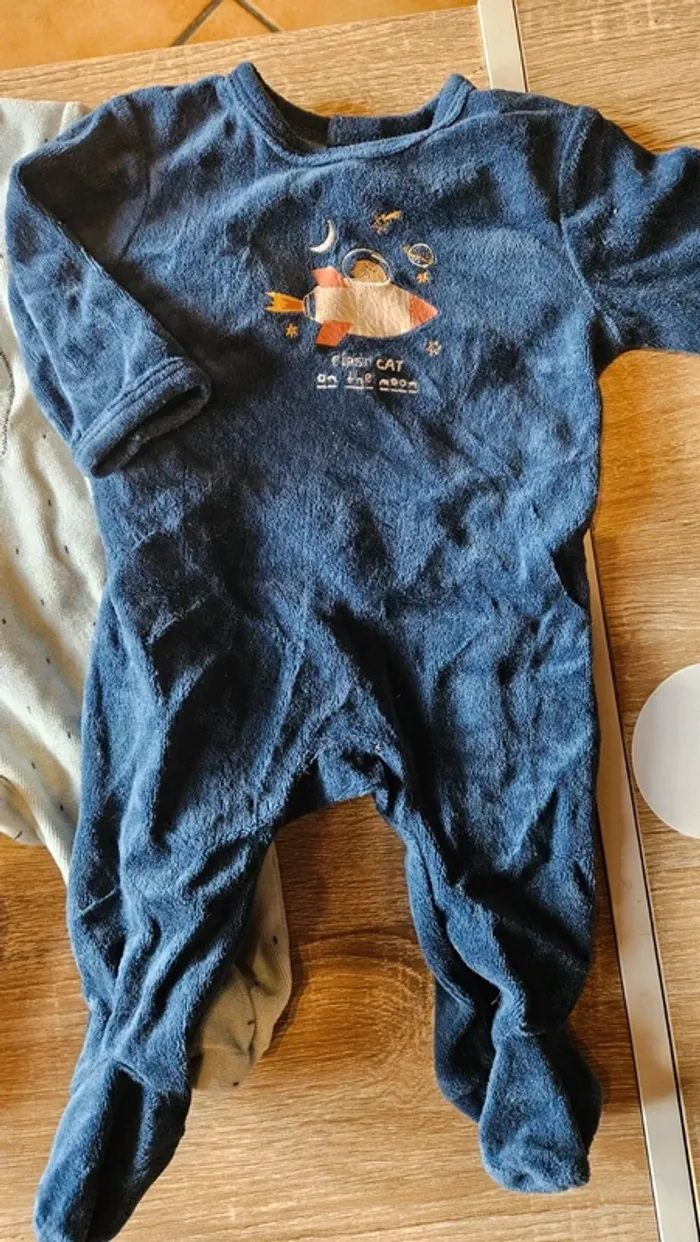 Lot pyjamas kiabi 3 mois - photo numéro 4