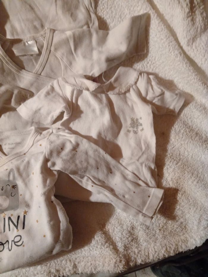 Lot de 9 bodies fille - photo numéro 8