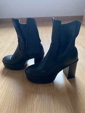 Bottines talon carré haut