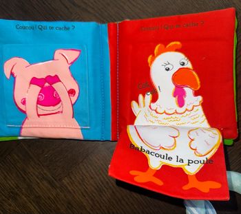 Lot livres tissus bébé 