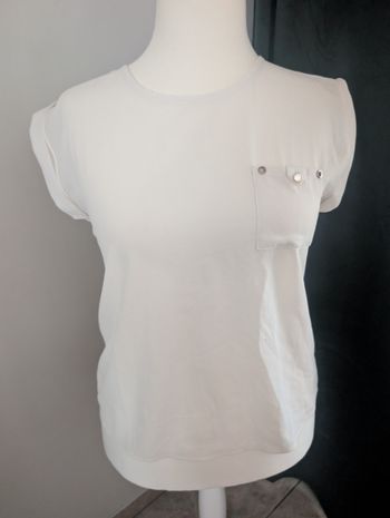 Tee shirt