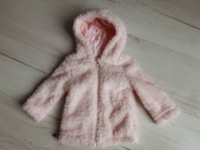 Vêtement bébé fille veste gilet moumoute chaud rose Orchestra 9 mois