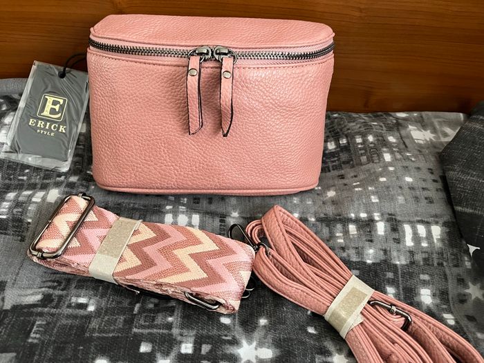 Sac a bandoulière rose - photo numéro 3