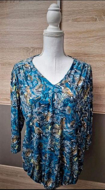 Blouse manches 3/4.